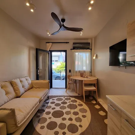 Vaios Luxury * بوليخرونو