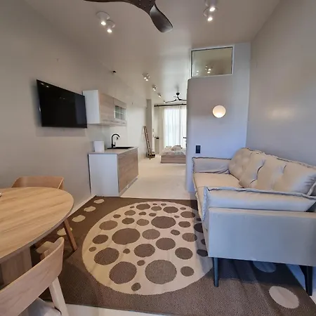 Vaios Luxury Полихроно